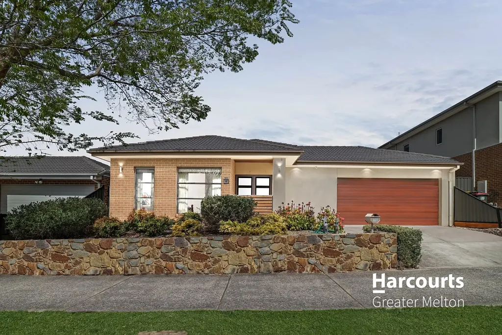 Craigieburn 4कमरा Exceptional Family Living with Dual Kitchens & Drive-Through Access