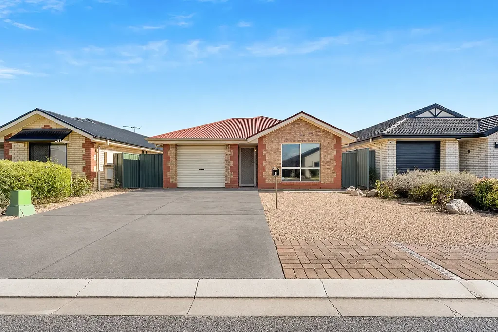 Freshly Painted Family Home!