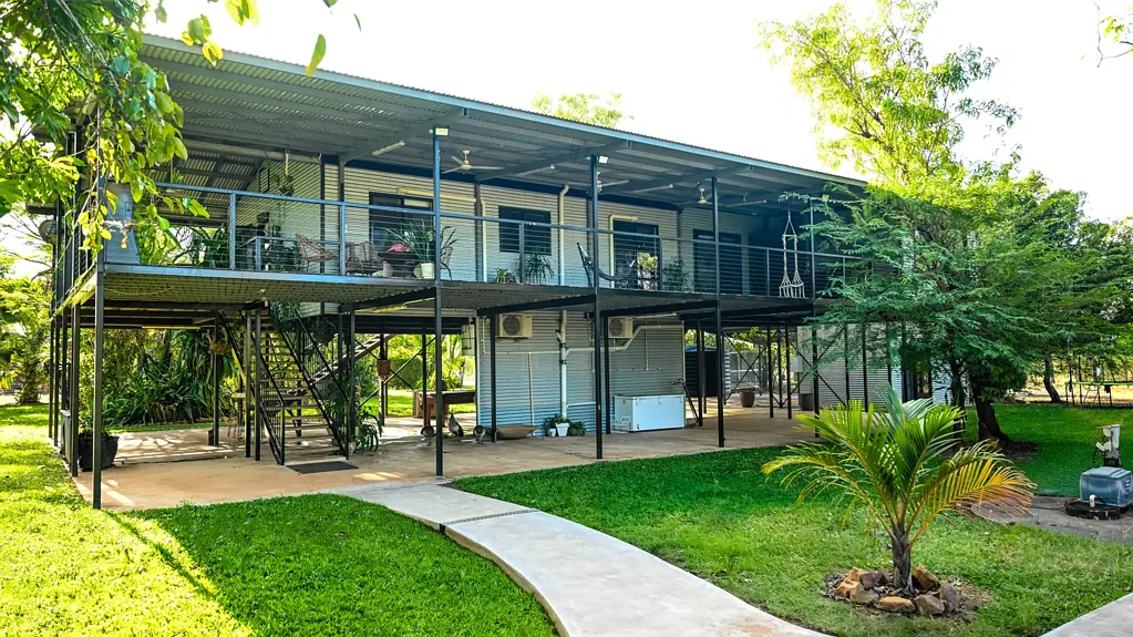 Darwin River 6chambre Rural Oasis. with all the amenities you need.