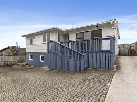 Bucklands Beach 3房  Spacious Renovated Home in Prime Location