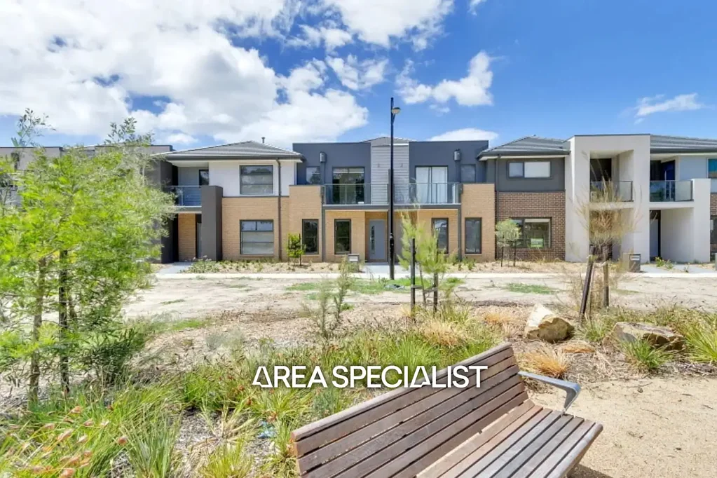 The Brief: Modern Townhouse Living with Park Views in a Convenient Keysborough Location