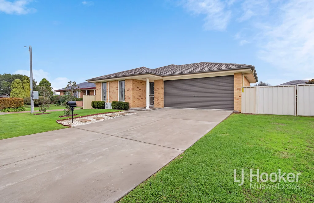 Denman 4Zimmer MODERN FAMILY LIVING WITH SECURE LONG-TERM INCOME