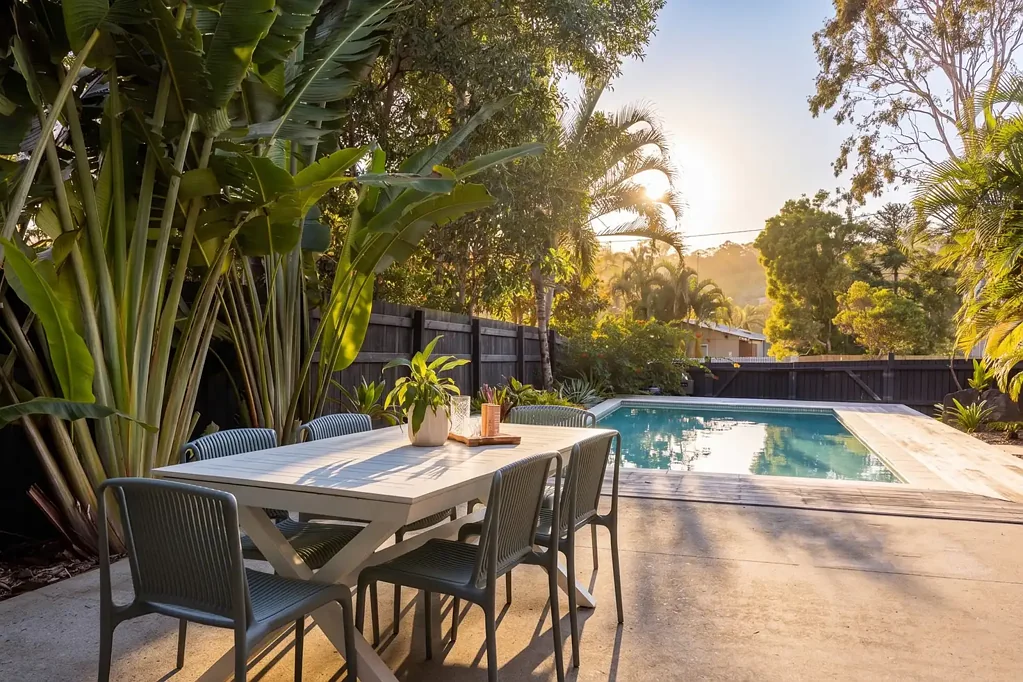 Coolum Beach 5બેડરૂમ Timeless Character Meets Modern Luxury