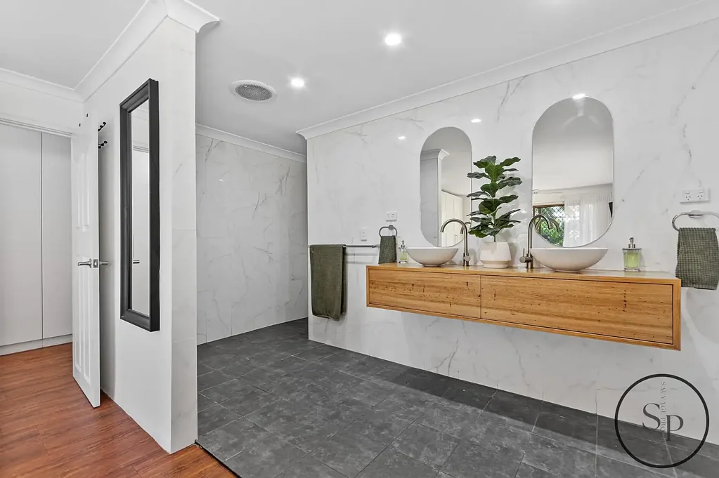 7 Satinash Retreat, Halls Head, WA 6210