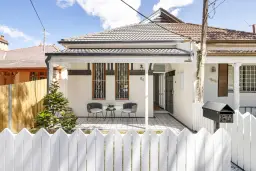 84 SILVER ST, St Peters