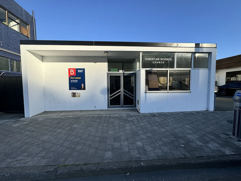 Napier South Unique space on Tennyson