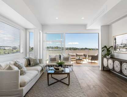 281A & B East Coast Road, Mairangi Bay, North Shore City, Auckland, 3房, 2浴, 独立屋