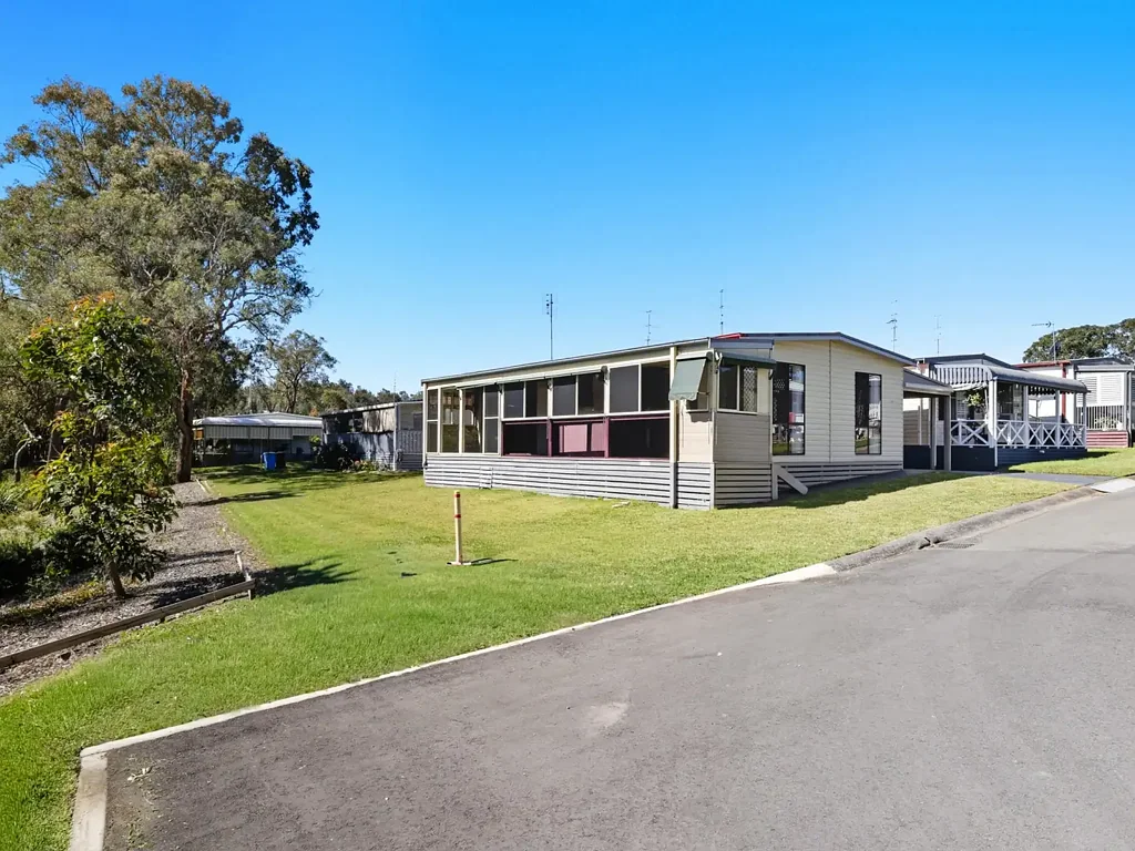 Buff Point 2房  Lake Views!