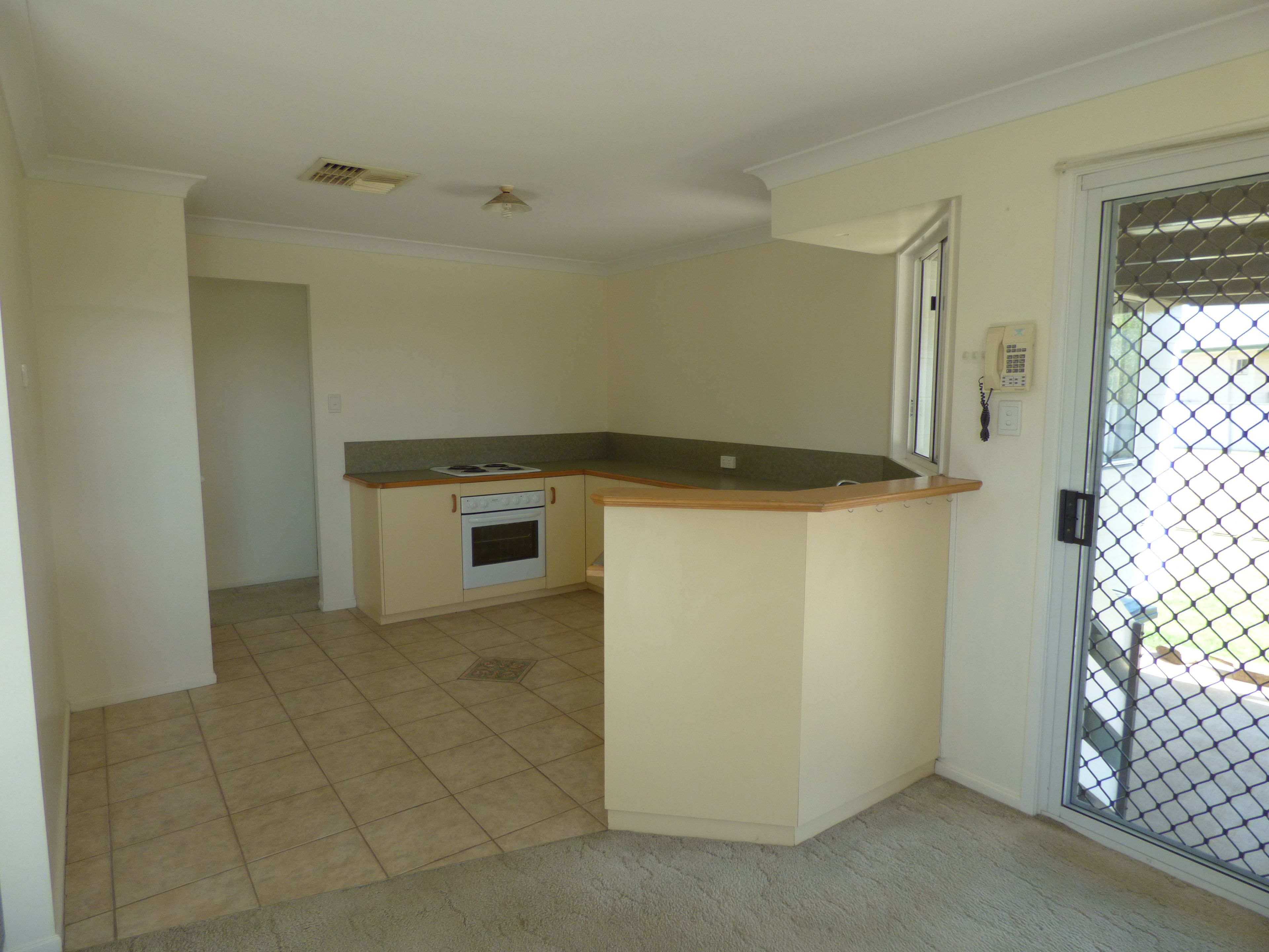 103 QUINTIN ST, ROMA QLD 4455, 0部屋, 0バスルーム, House