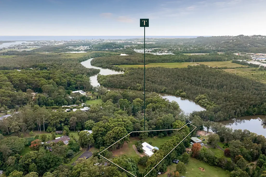 Diddillibah 4房  RARE: Private Riverfront Acreage with Ocean Access