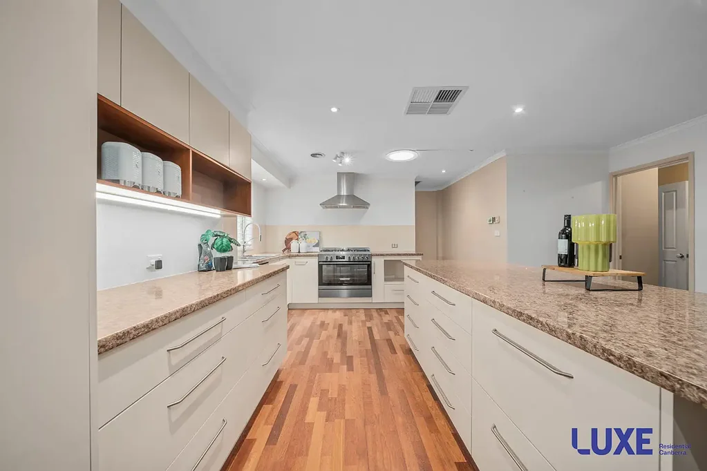 Dunlop 4 Bedroom Spacious home for the whole family!