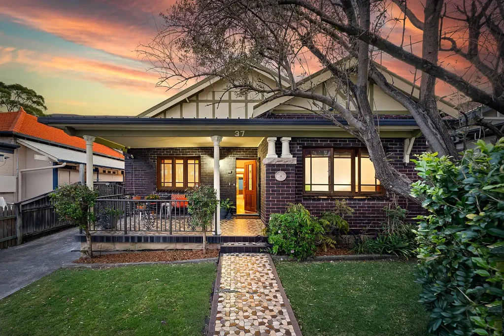 37 Hampden Road, Russell Lea, NSW 2046