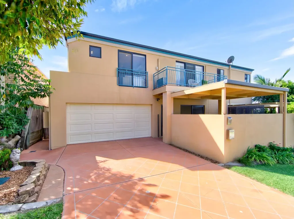 1/9 Magenta Drive, Varsity Lakes, QLD 4227