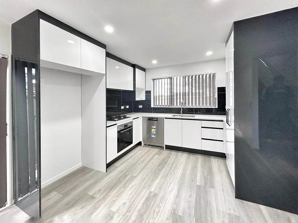 Brand New house - Modern, Stylish and Classy!