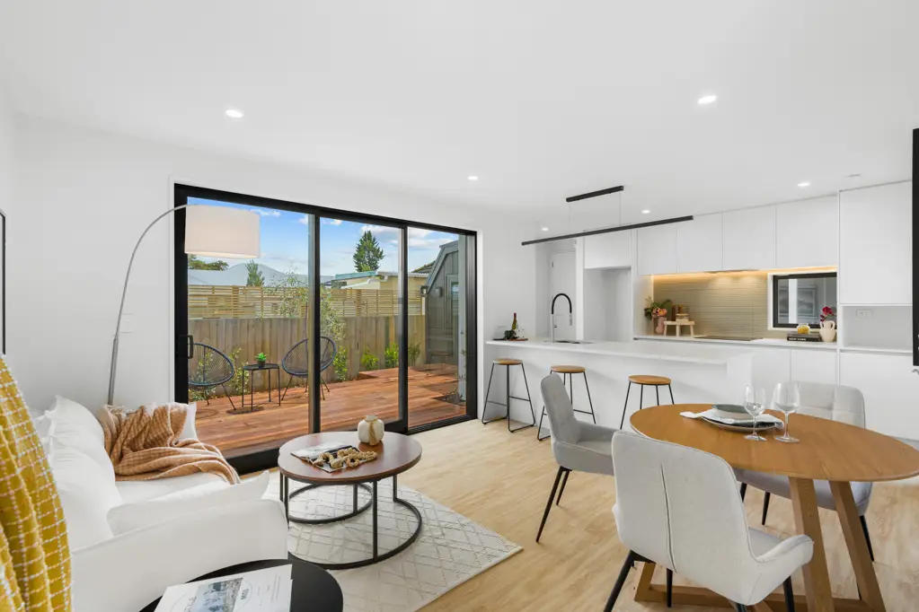 2/5 Clarence Street South, Addington, Christchurch, Canterbury