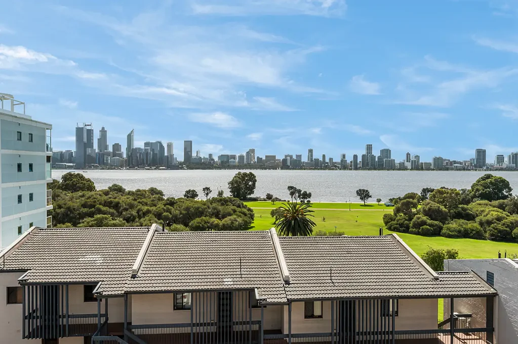 2 BEDROOMS - LOCATION PLUS, CITY VIEWS.