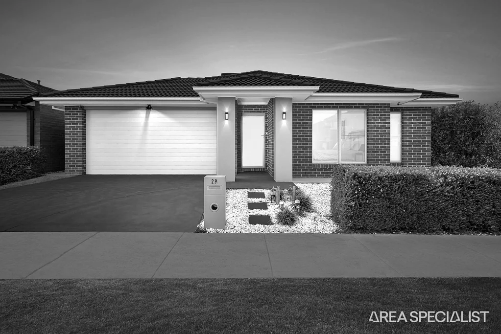29 Maya Avenue, Thornhill Park, VIC 3335