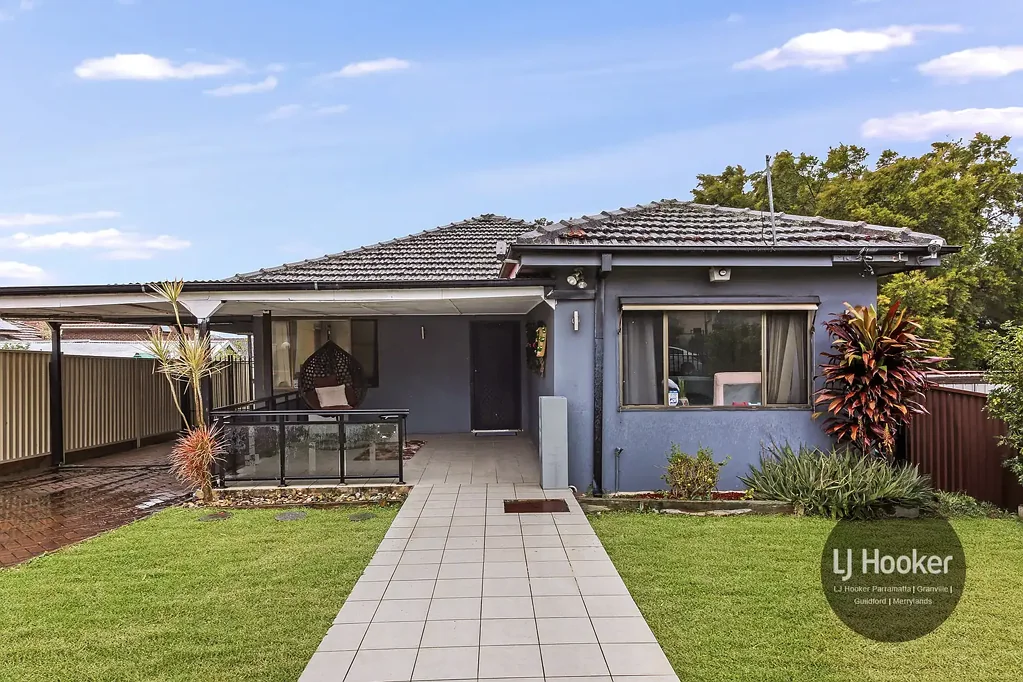 Merrylands 5 Bedroom Spacious Family Home in Desirable Location