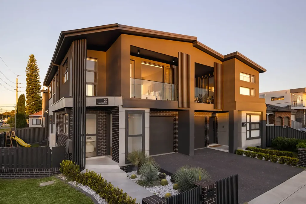 Merrylands 4 Bedroom SPACIOUS MODERN LIVING IN A CONVENIENT MERRYLANDS LOCATION