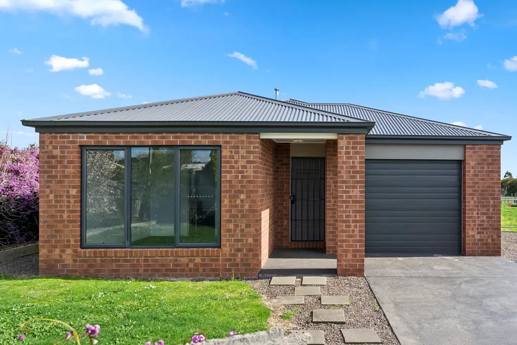 22 McAlpine Court, Camperdown, VIC 3260