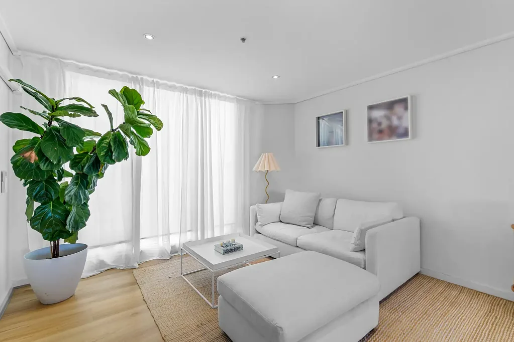 Richmond 2Kwarto Newly Renovated Inner-City Apartment with On-Site Amenities