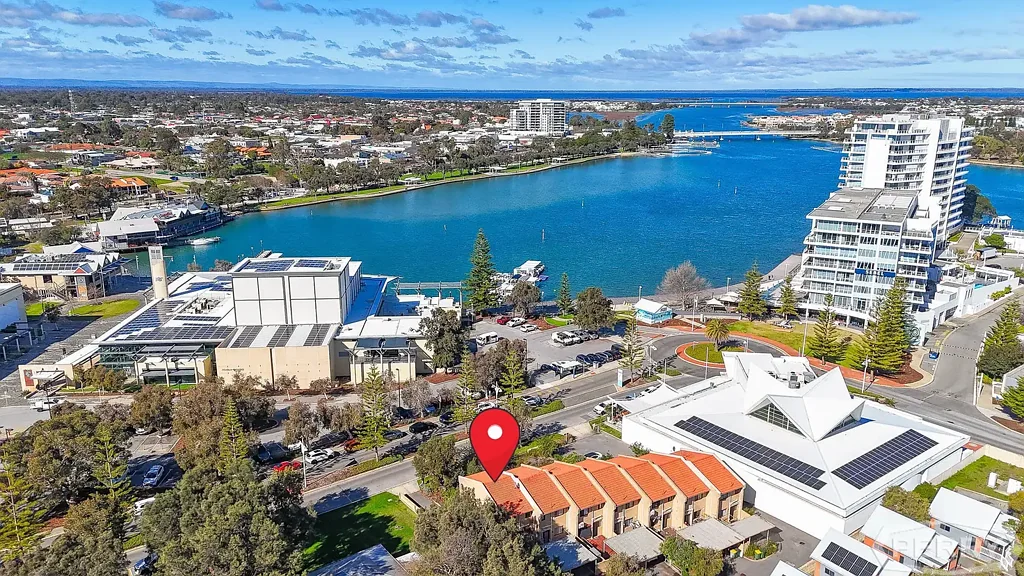 Mandurah 2房  ESTUARY LIVING WITHOUT THE PREMIUM PRICE TAG!