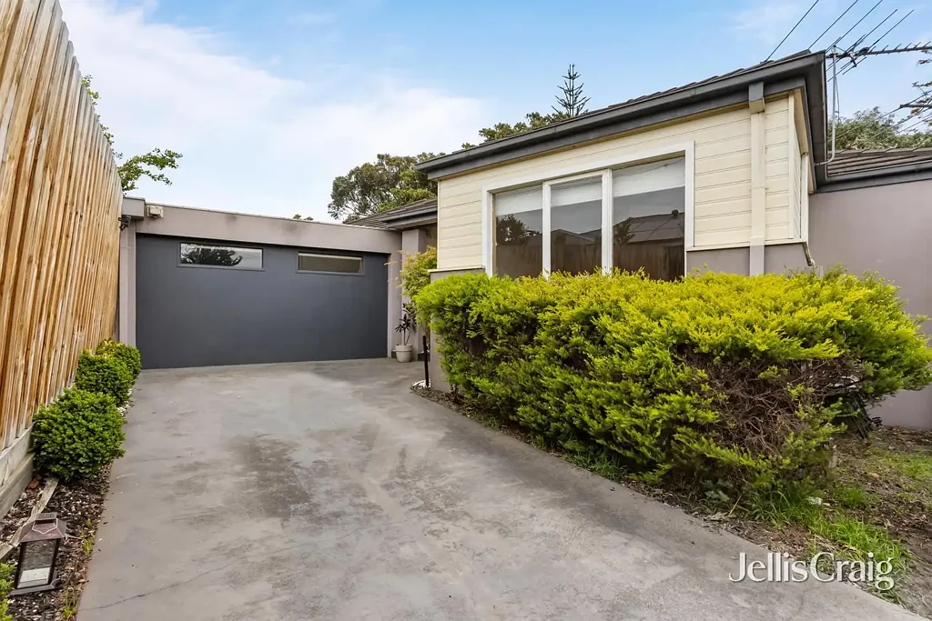 2/3 Brady Road, Bentleigh East, VIC 3165