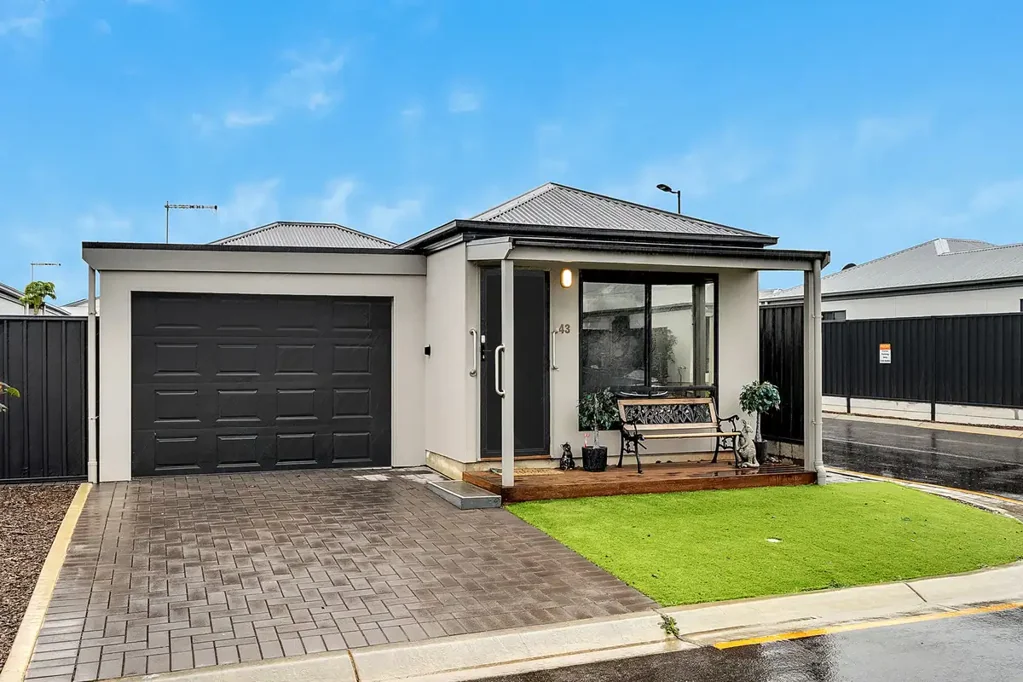 43/60A Strathaird Boulevard, Smithfield, SA 5114
