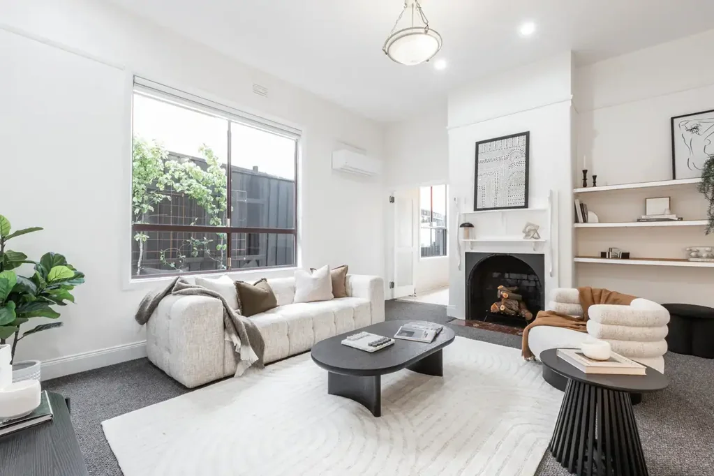 Warrnambool 4房  Period Elegance with Modern Living at the Top of Liebig