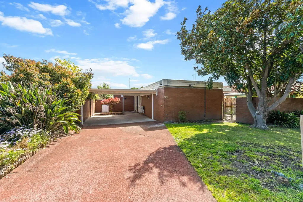 Great Family Home Close To Schools