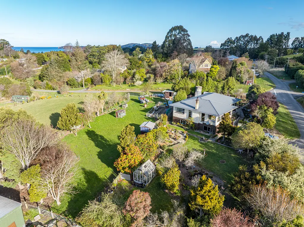 Hampden 3房  Rural charm, coastal calm.
