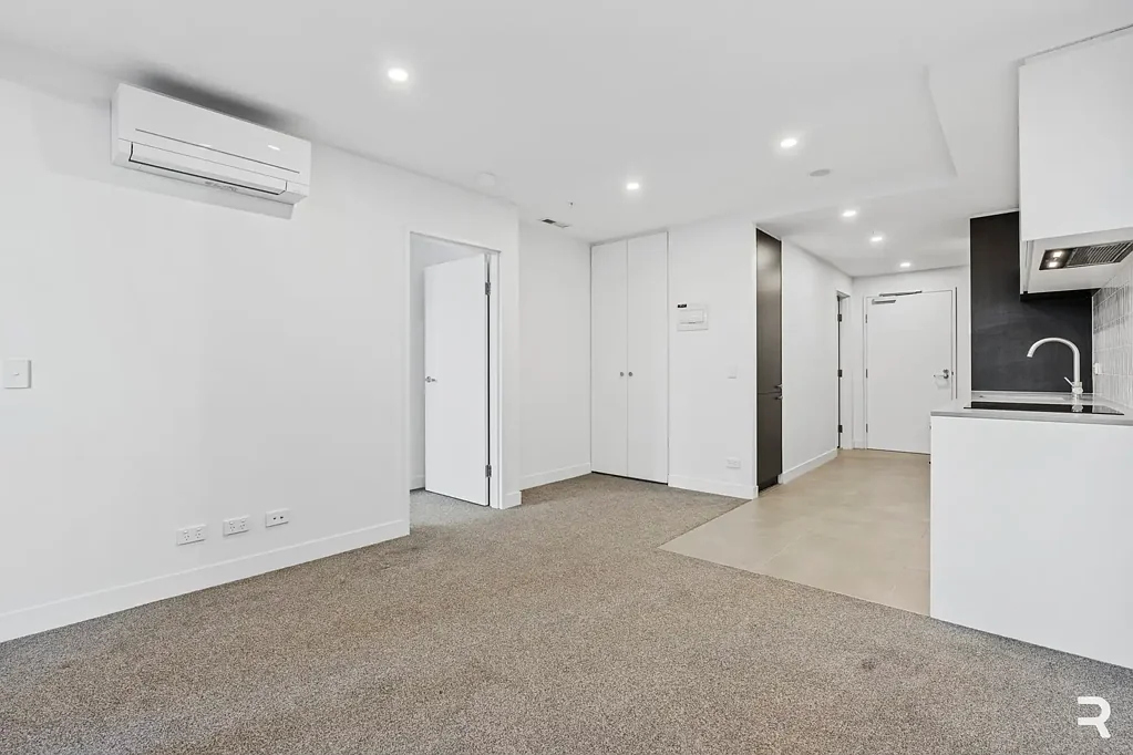 Phillip 1Kwarto Modern One-Bedroom Apartment in the Heart of Woden – Lifestyle & Investment Opportunity
