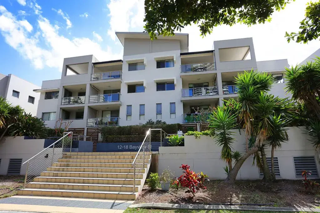 Awesome 2br Unit in Runaway Bay