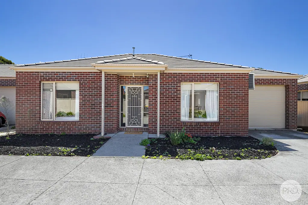 2/13-15 Learmonth Street, Alfredton, VIC 3350