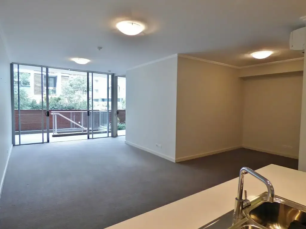 Huge 1 Bedroom + Study / 2nd bedroom