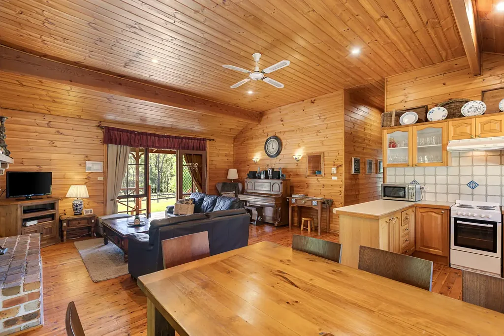 Pokolbin  RUSTIC CHARM AT ITS FINEST!