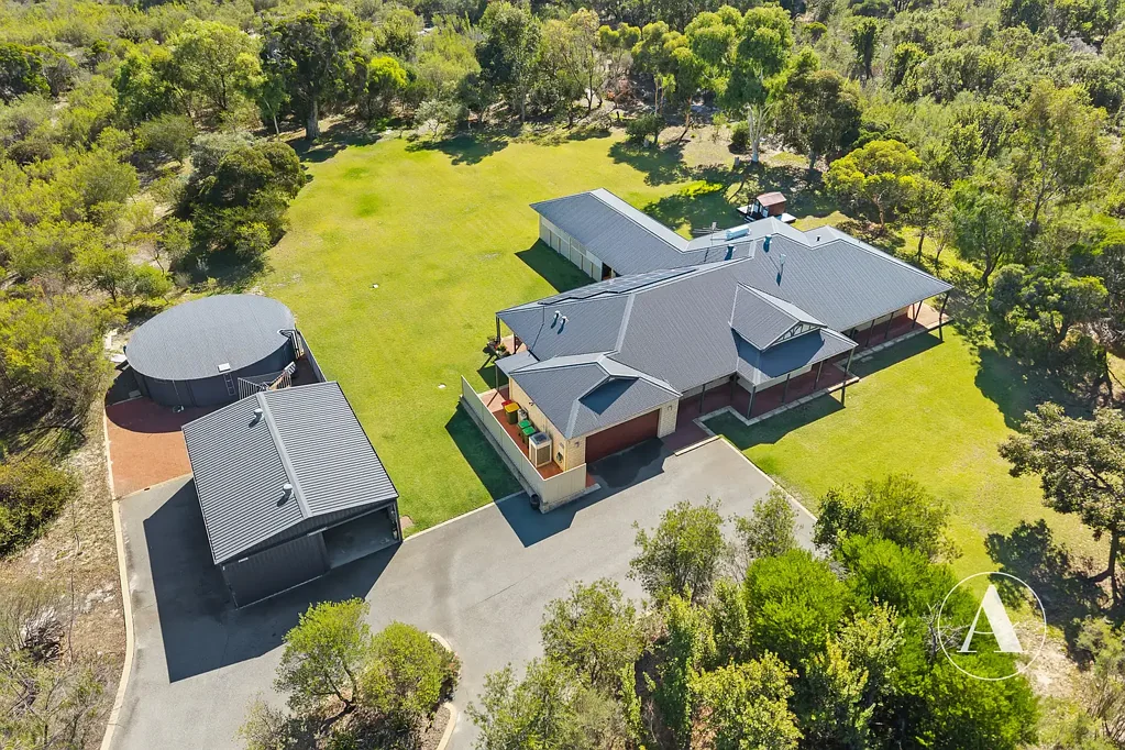 Wandi 4 Bedroom STUNNING 5 ACRE FAMILY DREAM!!