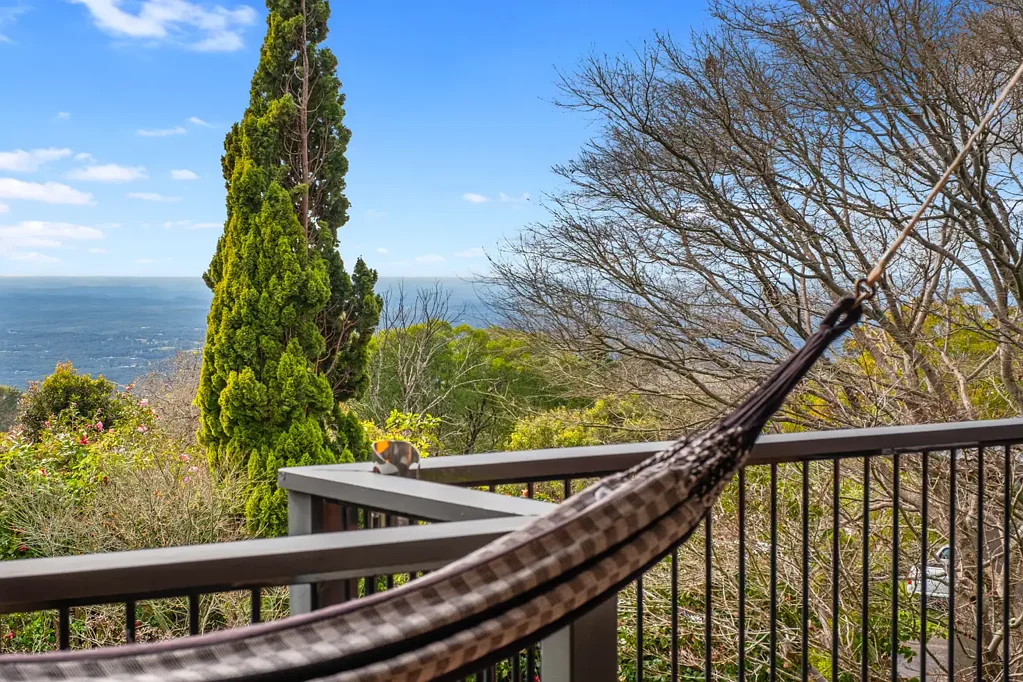 Kurrajong Heights 4 Bedroom A Quality Lifestyle with Views