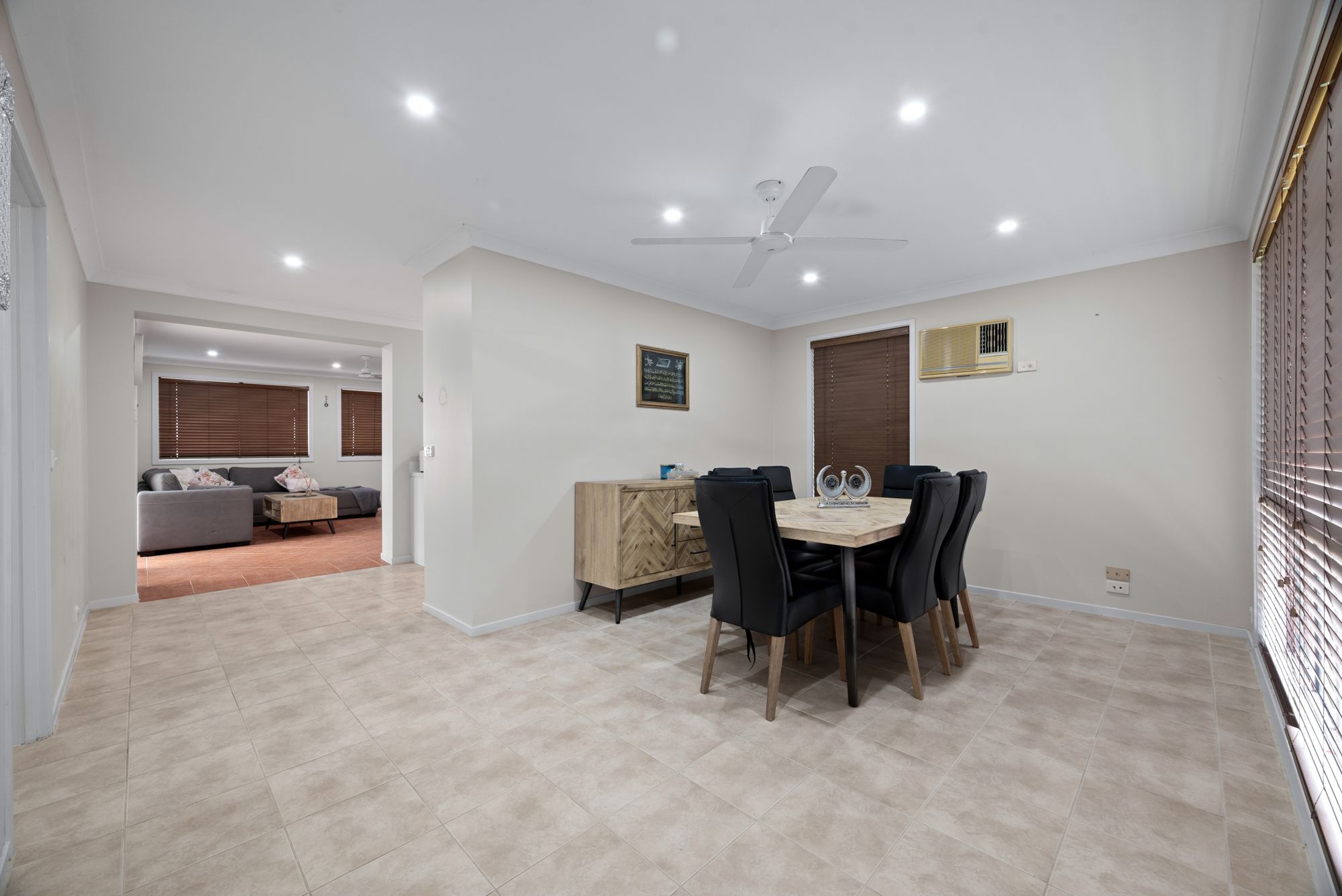 1 SAMPSON PL, ROSEMEADOW NSW 2560, 0 chambres, 0 salles de bain, House