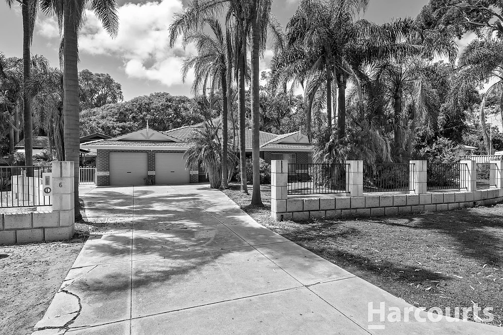 6 Kingscote Place, Greenfields, WA 6210