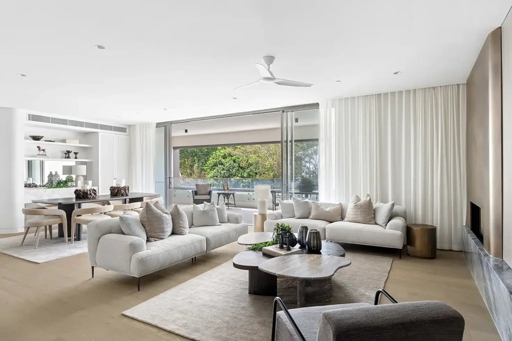 Rose Bay 3chambre North-East Facing Residence with Entertainer’s Balcony