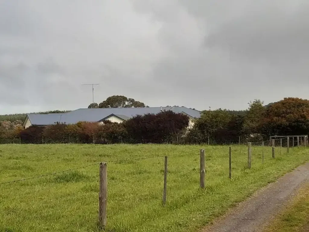 Caveton  Rural Lifestyle Haven - 4BR Home on 15.8 Hectares