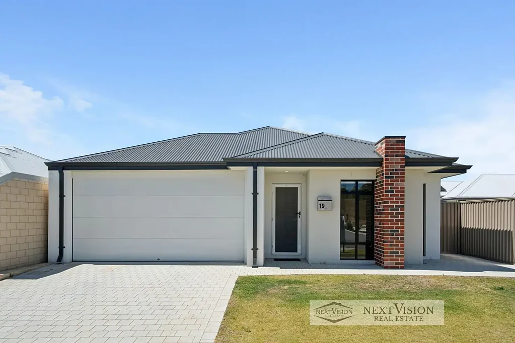 19 Ainsworth Cres, Mandogalup, WA 6167