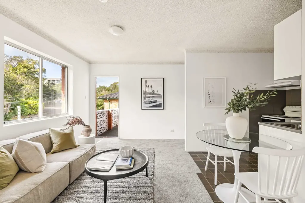 Meadowbank 2Moenga Classic low-upkeep home/investment in convenient position