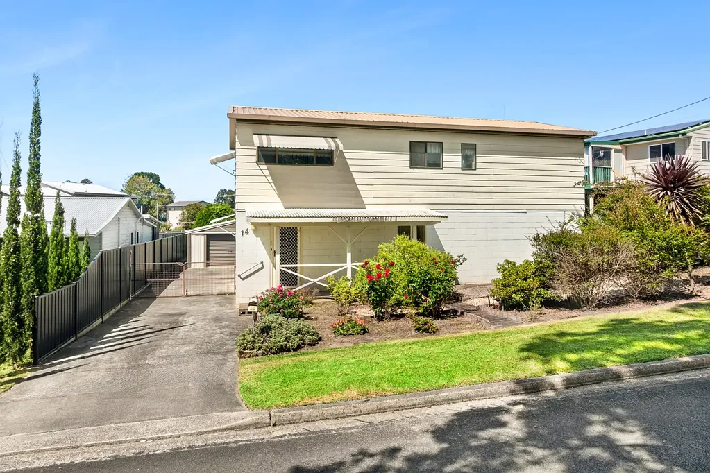 14 Meakin Street, Tuross Head, NSW 2537