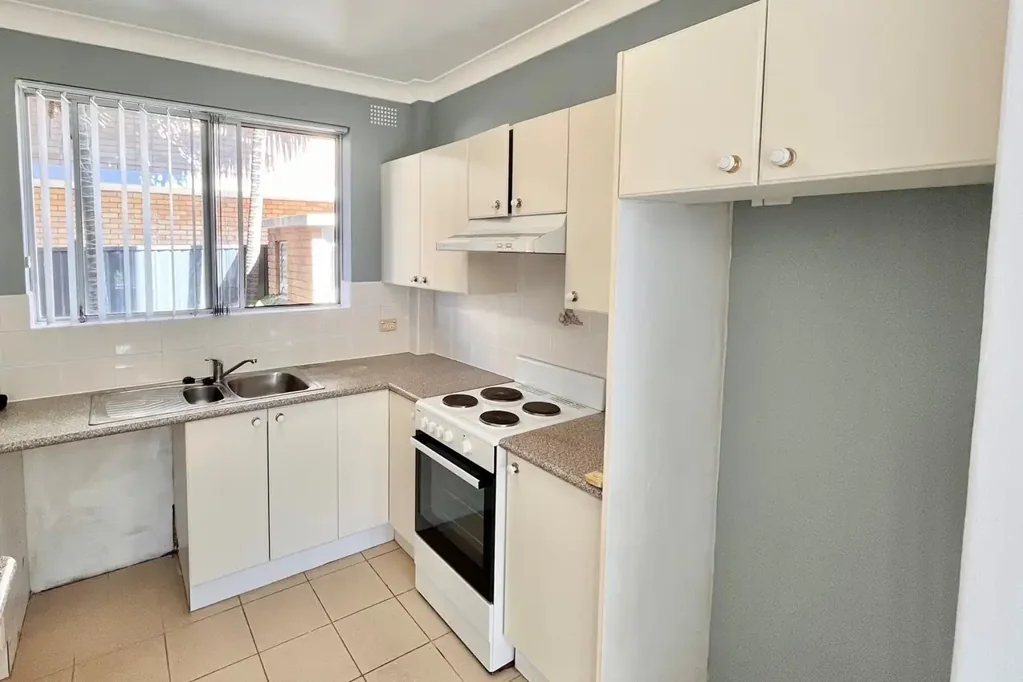 Perfectly Position North-West Facing unit at the Rear of the Block