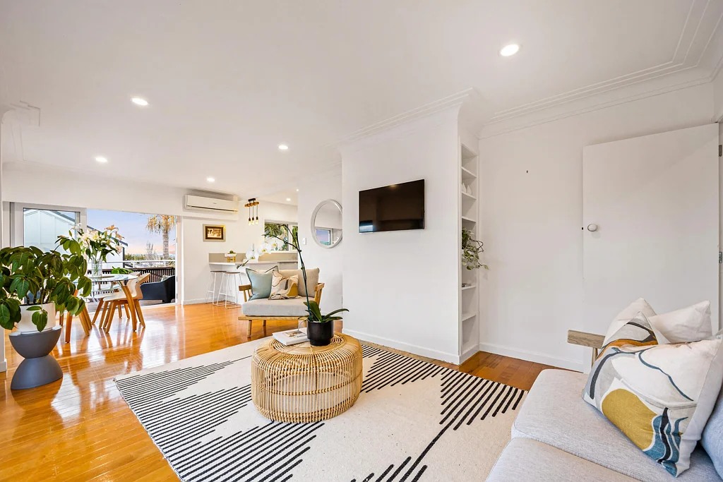 Forrest Hill 2chambre Westlake Proud - Worth Your Inspection!