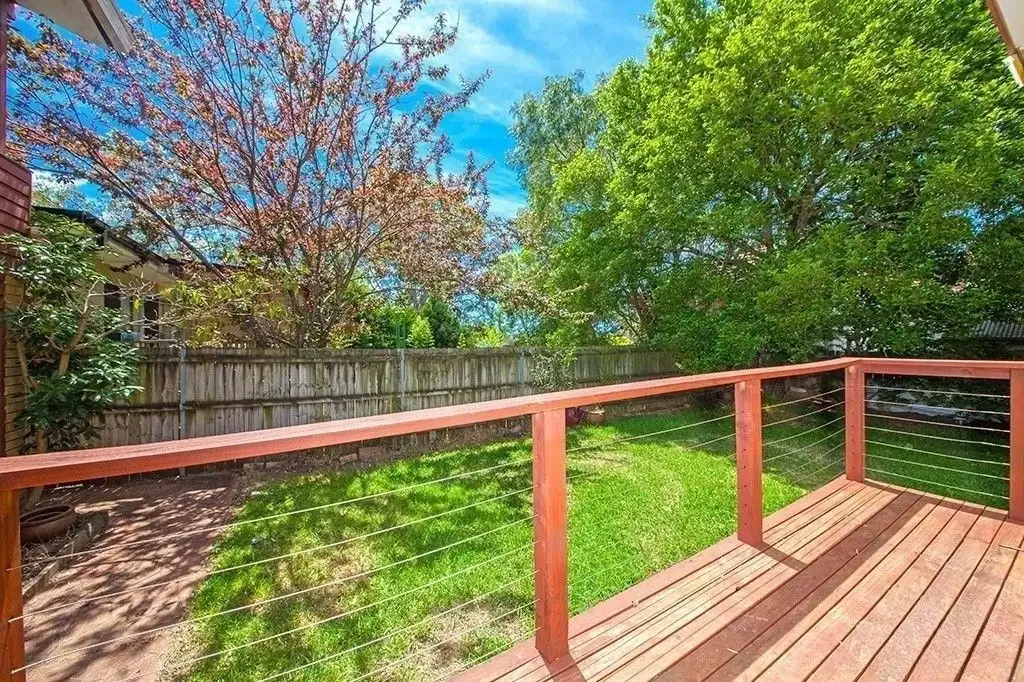 Spacious Two-Bedroom Granny Flat with Private Fenced Yard