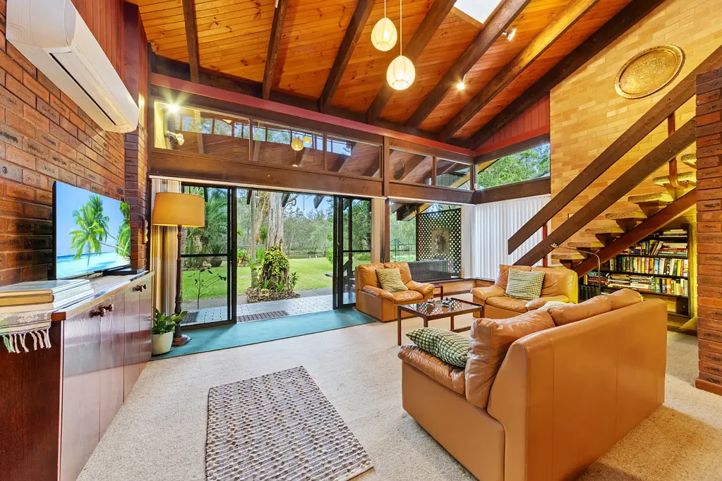 29 Natuna Avenue, Budgewoi, NSW 2262