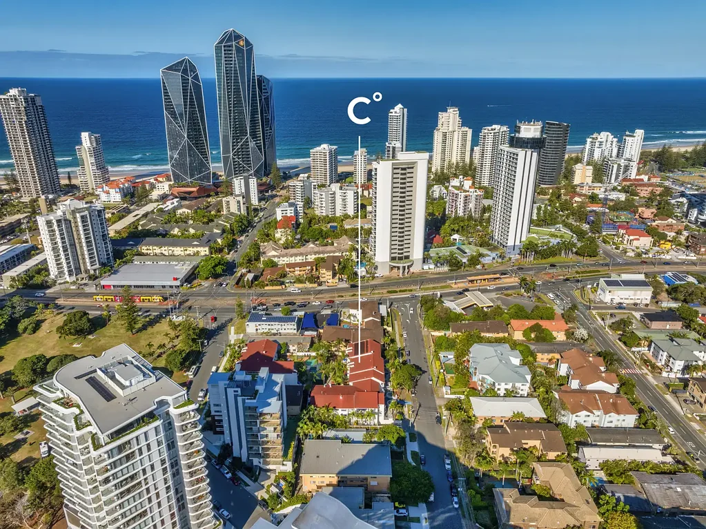 Surfers Paradise 2침실 An Elegantly Renovated Top Floor Unit Sure to Impress!